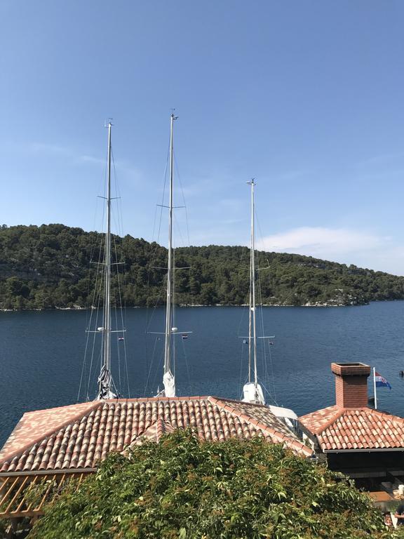 Sea House Mljet Hotel Polace Bagian luar foto