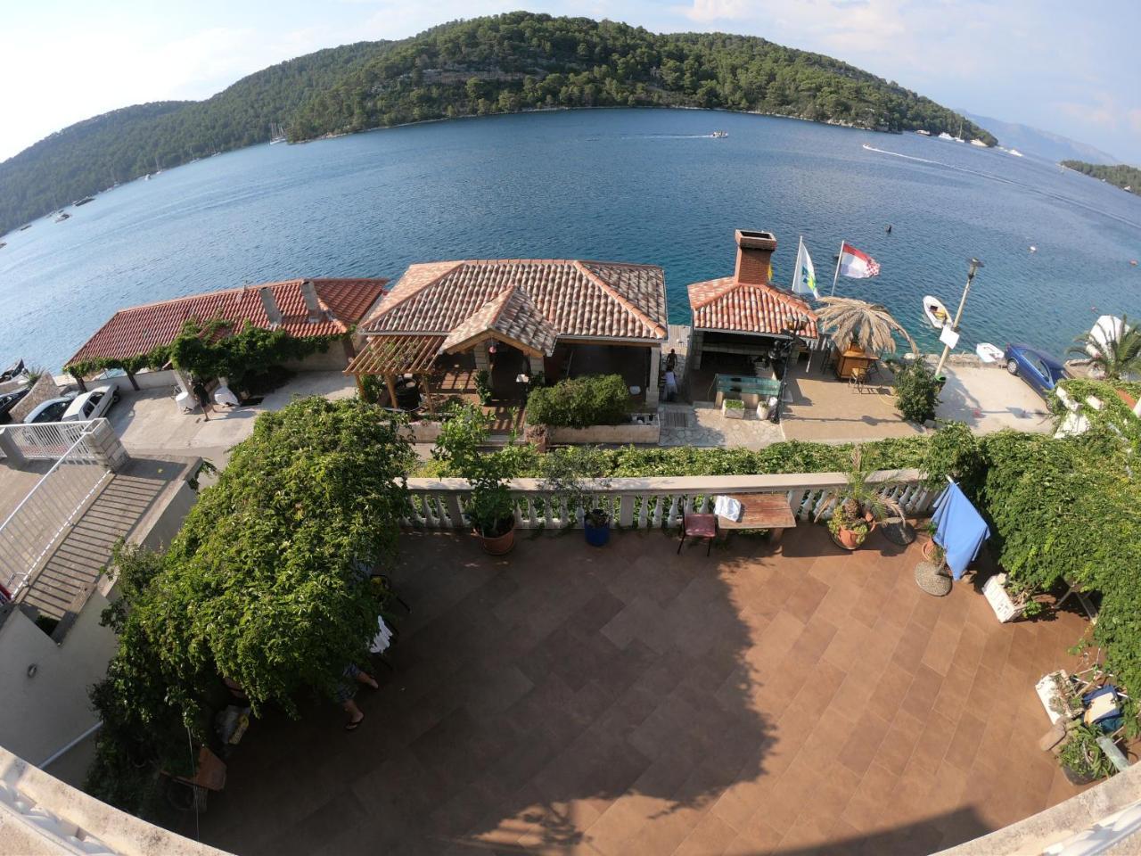 Sea House Mljet Hotel Polace Bagian luar foto